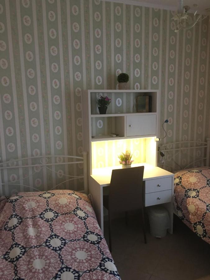 העיירה רתימנו Flower Apartment מראה חיצוני תמונה