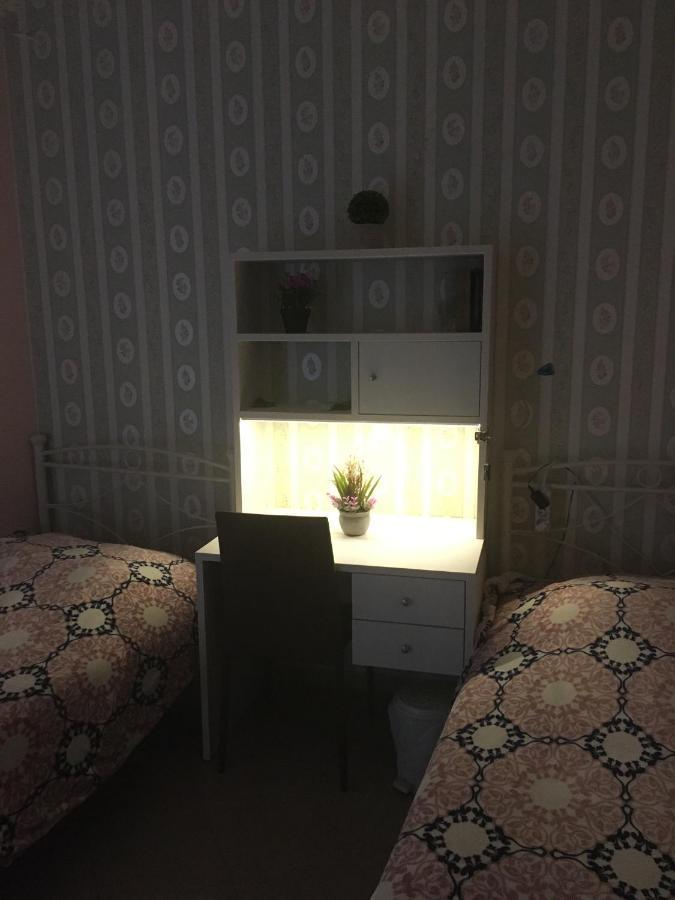 העיירה רתימנו Flower Apartment מראה חיצוני תמונה